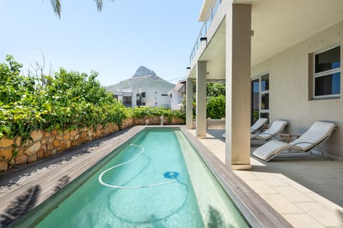 Levels Above Apartment in Camps Bay