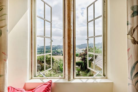 Stories to Tell Apartment in Chipping Campden