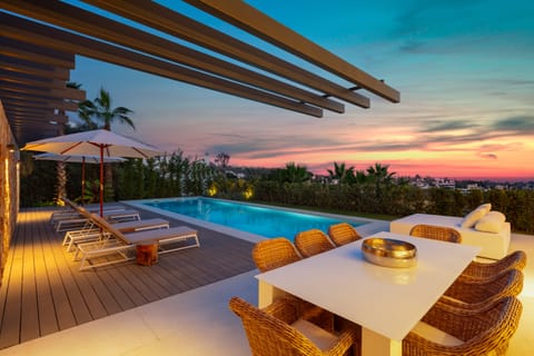 Deluxe By Design Apartment in Marbella