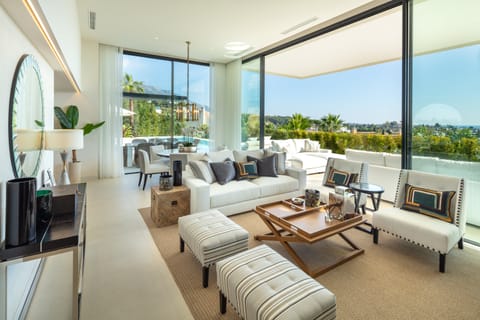 Deluxe By Design Apartment in Marbella