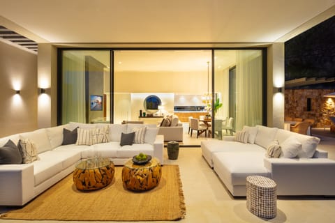 Deluxe By Design Apartment in Marbella