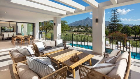 Las Brisas del Mar Apartment in Marbella