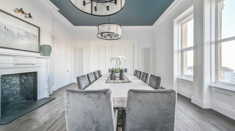 Midnight Velvet Apartment in Westward Ho