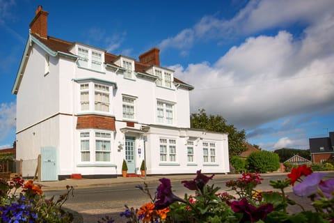 Swallow's Retreat House in Mundesley