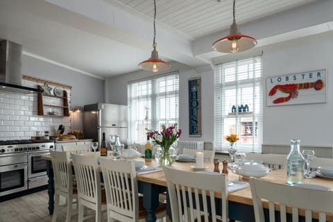 Swallow's Retreat House in Mundesley