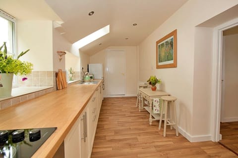 Casting Stones Apartment in England