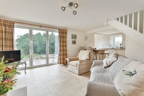 Barn Owl's Hollow Apartment in England