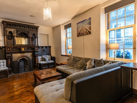 Stained Glass Stories Apartment in Ilfracombe