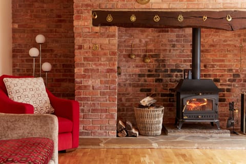 Willow Blossom Apartment in Amber Valley