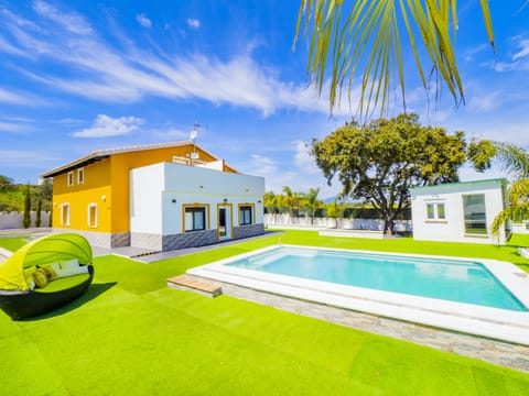 Popsicles by the Pool Apartment in Valle del Guadalhorce