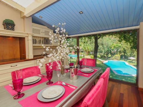 Flamingo Flamenco Apartment in Sierra de las Nieves