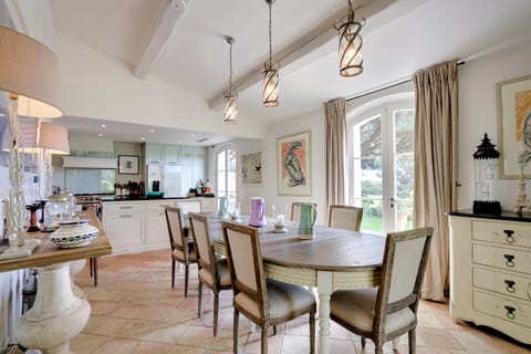 Gods' Green Earth Apartment in Ramatuelle