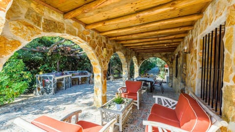 This Much Is True Apartment in Sierra de las Nieves