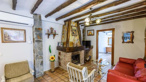This Much Is True Apartment in Sierra de las Nieves