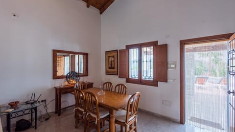 Sunshine Days Apartment in Sierra de las Nieves