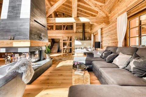 Mountain Gazer Apartment in Brand