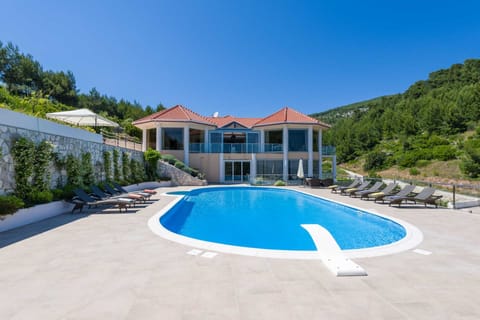 Edge of the Water Escape Apartment in Dubrovnik-Neretva County