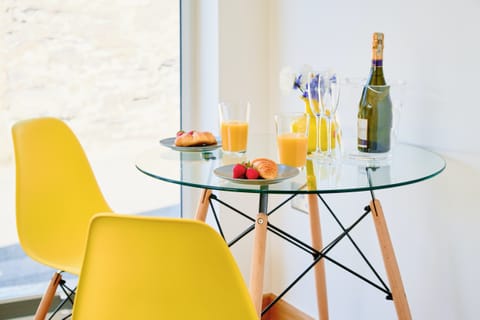 The Surfer's Hideout Apartment in Porthleven