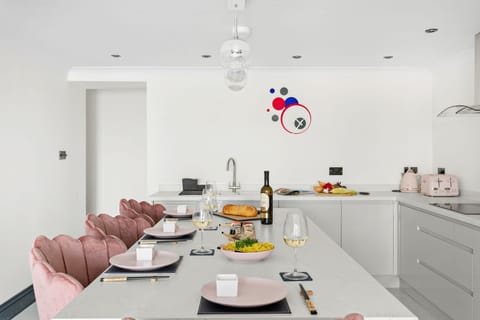 Ambient Works Apartment in Torquay