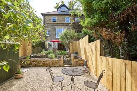 Slow Burn on the Riverbank Apartment in Borough of Harrogate