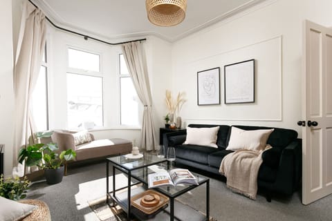 Apples & Lemons  Apartment in Plymouth