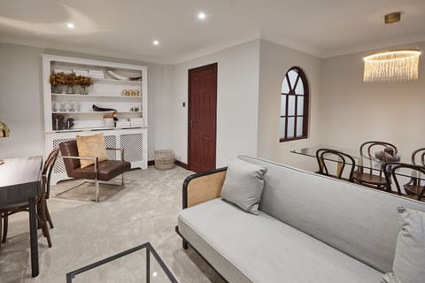 The Fantastic Fox Apartment in Scarborough