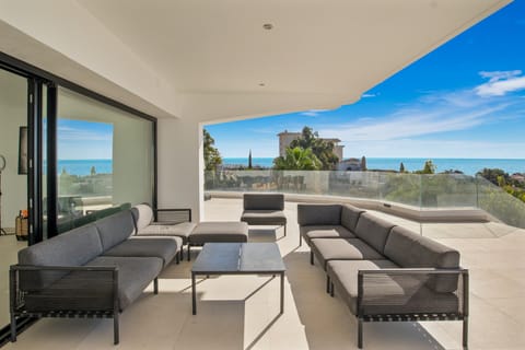 Paradise Concealed Apartment in Fuengirola