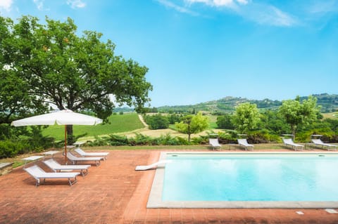 Sunshine Burst Apartment in Umbria