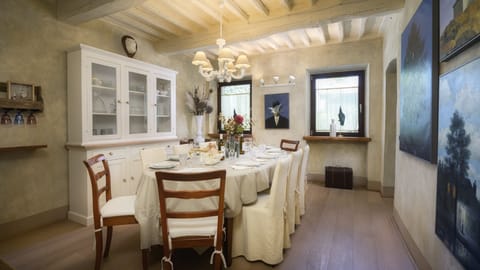 Poolside Prosecco Apartment in Pietrasanta