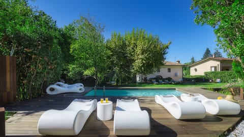 Poolside Prosecco Apartment in Pietrasanta