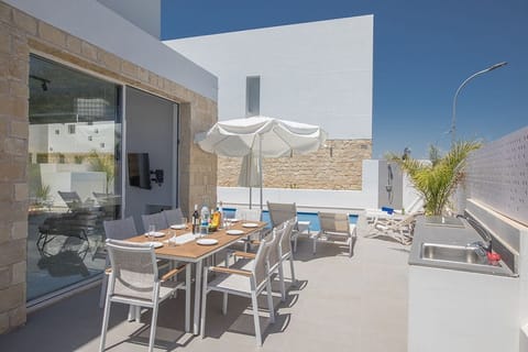 Lightness & Joy Apartment in Protaras