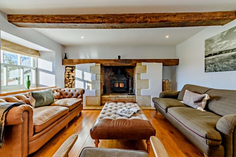 Well & Wonder  Apartment in West Oxfordshire District