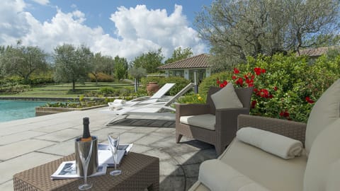 Timeless Harmony Apartment in Arezzo