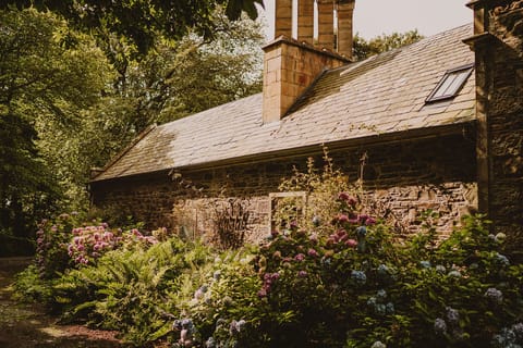 The Lowlands Escape Apartment in England