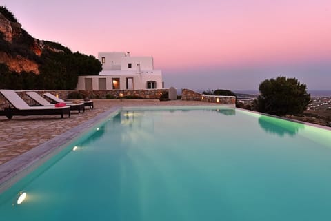 Cycladic Sunsets Apartment in Paros, Greece