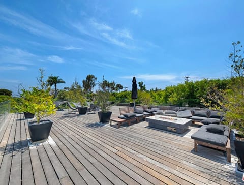 The Bluejeans Apartment in Beverly Hills