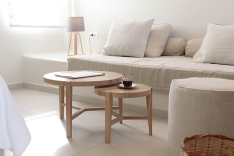 Shade of Cedars Apartment in Agios Prokopios