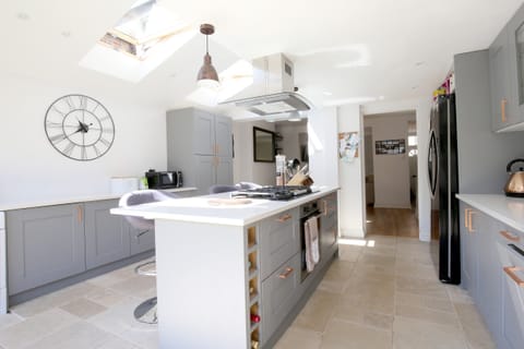 A Sense of Railway Apartment in Oxford