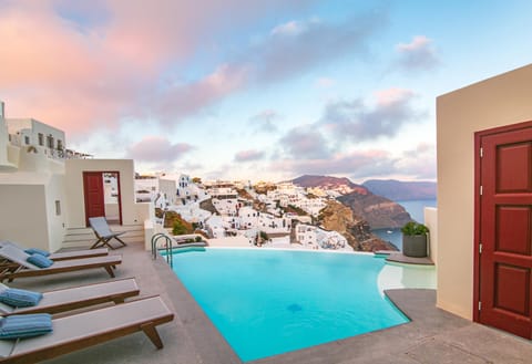 Dormant Dreams House in Oia