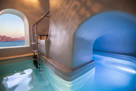 The Beautiful Blue Apartment in Oia