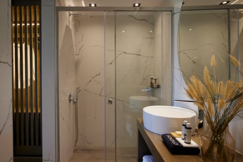 Hera's Hideaway Apartment in Halkidiki