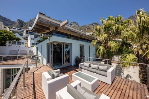 Beside The Bay Apartment in Cape Town