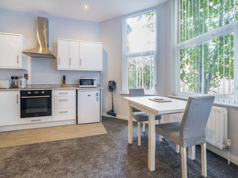 Queen's Cosy  Apartment in Belfast