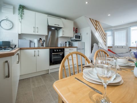 Chalet's Go to the Beach Apartment in Wales