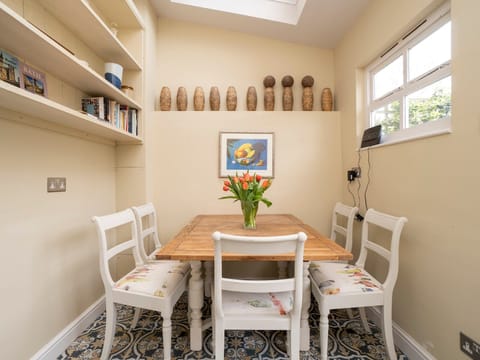 Twice the Charm  Apartment in Bath