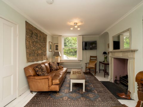 Twice the Charm  Apartment in Bath