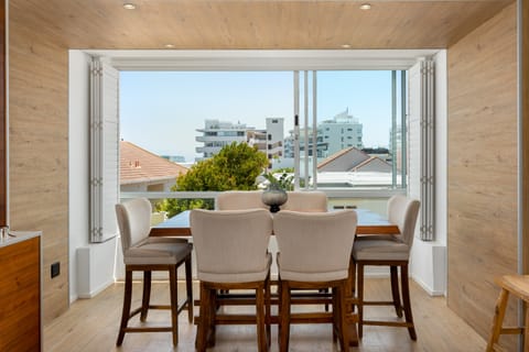 The Lion & The Land Apartment in Sea Point