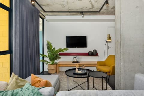 Table Service Apartment in Cape Town