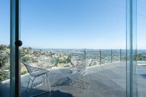 McMoody House in Beverly Hills