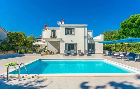 The Crystal Sea Apartment in Poreč